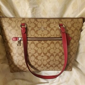 NWT COACH Signature Canvas Gallery Tote